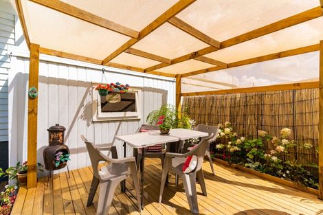 Photo of property in 214 Hurndall Street West, Maungaturoto, 0520