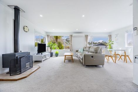 Photo of property in 46 Awaruku Road, Torbay, Auckland, 0630