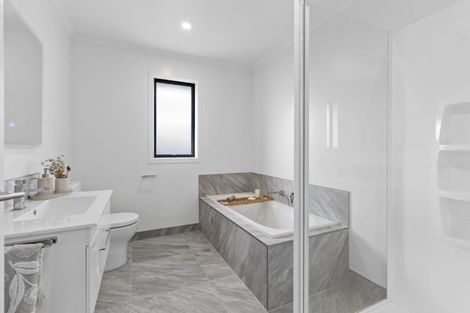 Photo of property in 11 Rowe Lane, Morrinsville, 3300