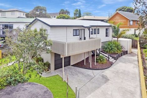 Photo of property in 2/332 Whangaparaoa Road, Stanmore Bay, Whangaparaoa, 0932