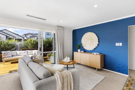 Photo of property in 1 Cooperage Avenue, Kumeu, 0810