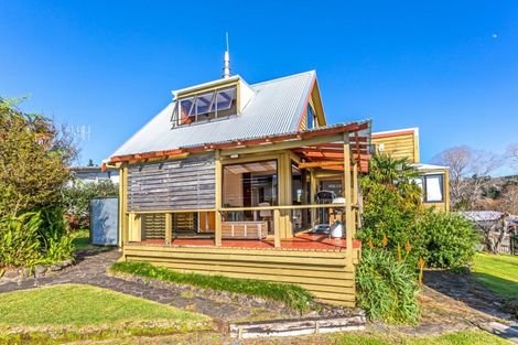 Photo of property in 111 Tirohanga Drive, Whangamata, 3620