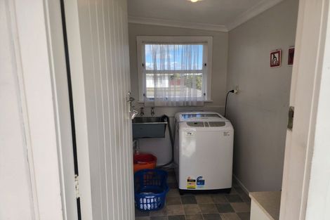 Photo of property in 75 Winchester Street, Levin, 5510