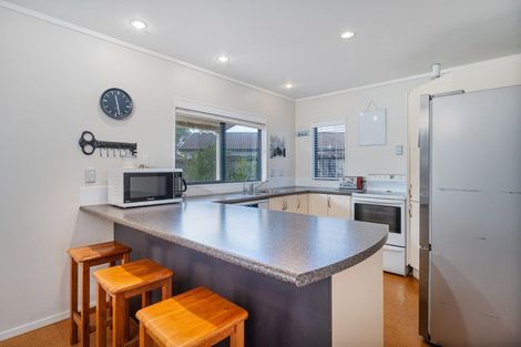 Photo of property in 128 Kowhai Avenue, Matarangi, Whitianga, 3592