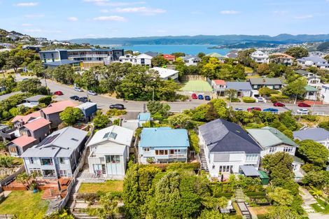 Photo of property in 97 Northland Road, Northland, Wellington, 6012