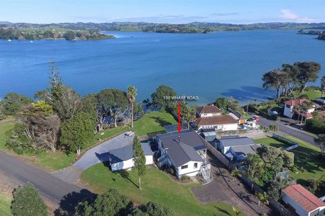Photo of property in 100 Wharf Road, Clarks Beach, Pukekohe, 2679
