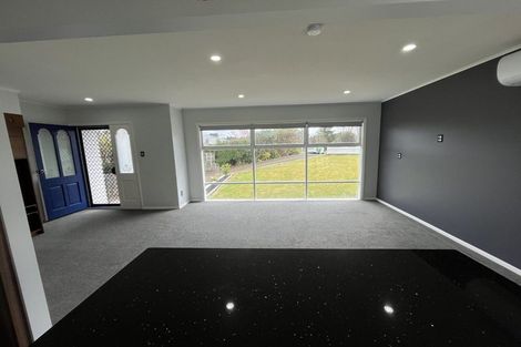 Photo of property in 1 Kingsway Crescent, Forest Lake, Hamilton, 3200