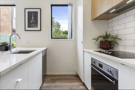 Photo of property in 73 Mangahoe Road, Mount Wellington, Auckland, 1062