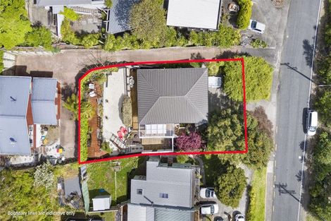 Photo of property in 2/11 Rangeview Road, Sunnyvale, Auckland, 0612