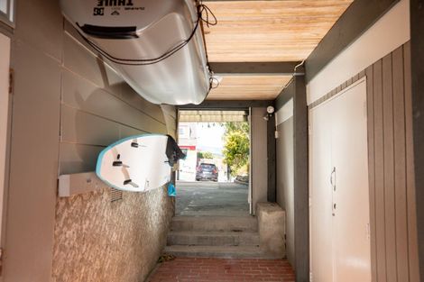 Photo of property in 15 Rangitane Street, Maupuia, Wellington, 6022