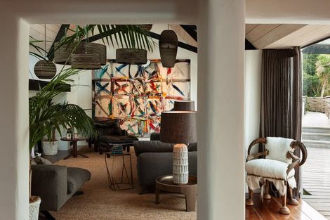 Photo of property in 3 Maramanui Way, Karaka Bays, Wellington, 6022