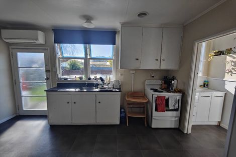 Photo of property in 27 Lancaster Street, Highbury, Palmerston North, 4412