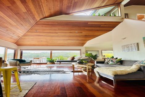 Photo of property in 58 Grand View Road, Leigh, 0985