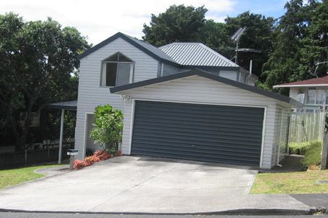 Photo of property in 1a Kathleen Street, Totara Vale, Auckland, 0627