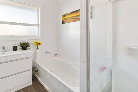 Photo of property in 8 Hughes Street, Waimate, 7924