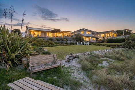 Photo of property in 151 Pukehina Parade, Pukehina, Te Puke, 3189