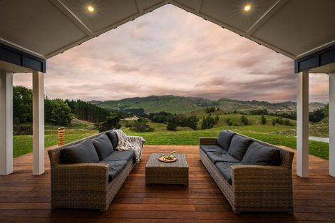 Photo of property in 967 Kahuranaki Road, Kahuranaki, Havelock North, 4295