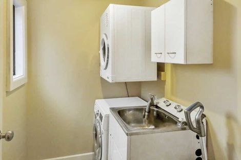 Photo of property in 28 Somerset Crescent, Spreydon, Christchurch, 8024