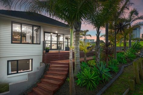 Photo of property in 4 Fishermans Drive, Coastlands, Whakatane, 3120