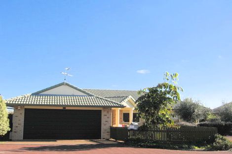 Photo of property in 20 Emmerdale Avenue, Papakura, 2110