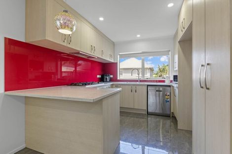 Photo of property in 24 Dolbel Place, Mangere East, Auckland, 2024