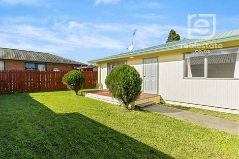 Photo of property in 16 Josie Lane, Manurewa, Auckland, 2102