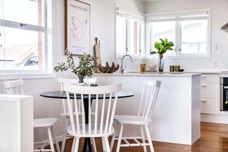 Photo of property in 1/264 Lake Road, Hauraki, Auckland, 0622