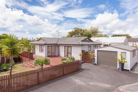 Photo of property in 63 Hassan Drive, Massey, Auckland, 0614