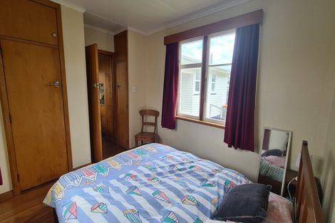 Photo of property in 33 Fox Street, Opunake, 4616