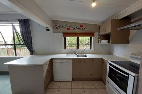 Photo of property in 13 Stoke Street, Westown, New Plymouth, 4310