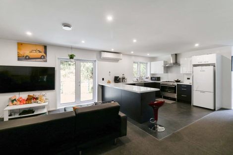 Photo of property in 34c Birch Terrace, Birchville, Upper Hutt, 5018