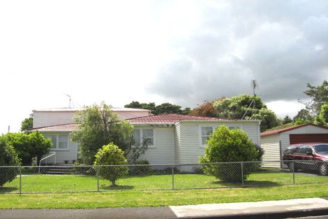 Photo of property in 14 Royston Street, Rosehill, Papakura, 2113
