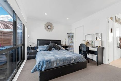 Photo of property in 21 Tarapiroe Avenue, Takanini, 2112