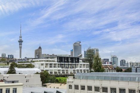 Photo of property in 2/10 Cleveland Road, Parnell, Auckland, 1052