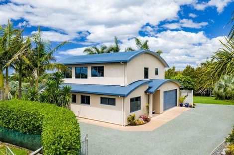 Photo of property in 381 Cove Road, Waipu, 0582