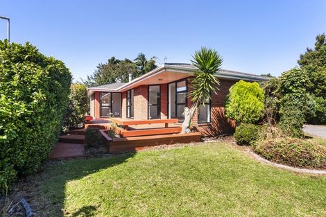 Photo of property in 183b Walter Strevens Drive, Conifer Grove, Takanini, 2112