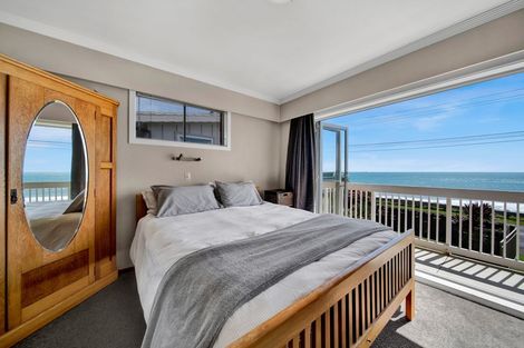 Photo of property in 1 Tiromoana Crescent, Bell Block, New Plymouth, 4312