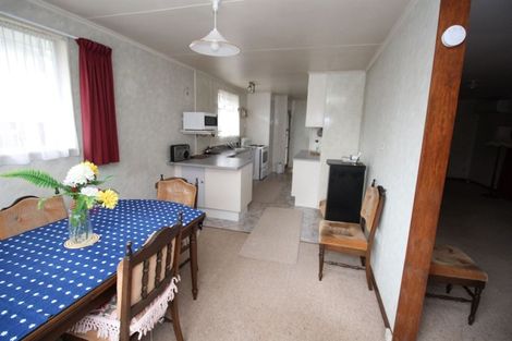 Photo of property in 38 Thompson Street, Tokoroa, 3420