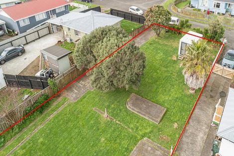 Photo of property in 4 Kupe Place, Castlecliff, Whanganui, 4501