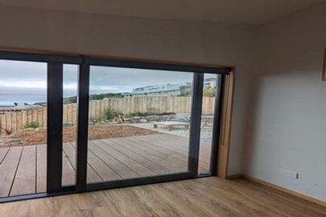 Photo of property in 9 Rifleman Lane, Redcliffs, Christchurch, 8081