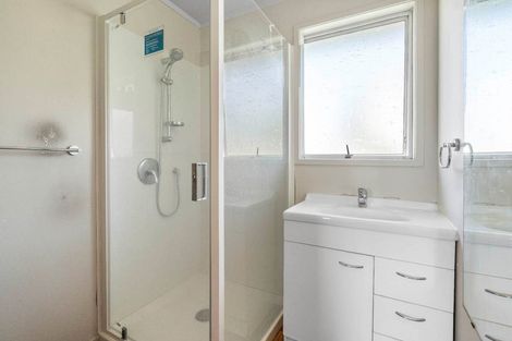 Photo of property in 12 Kereru Place, Half Moon Bay, Auckland, 2012