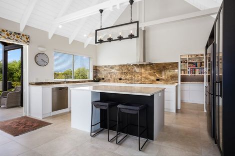 Photo of property in 67 Tarahunga Road, Levin, 5571