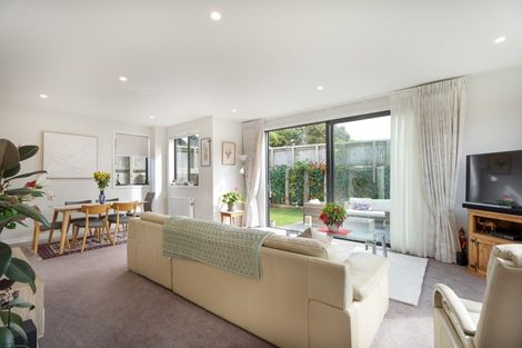 Photo of property in 2 Skysail Lane, Whitby, Porirua, 5024