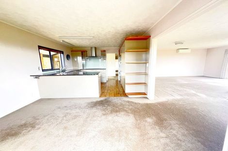 Photo of property in 34 Charles Dickens Drive, Mellons Bay, Auckland, 2014