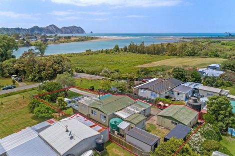 Photo of property in 4 Hinekura Road, Tolaga Bay, 4077