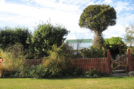 Photo of property in 23 Burnett Street, Kakanui, Oamaru, 9495