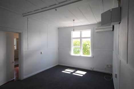 Photo of property in 16 Peter Street, Caversham, Dunedin, 9012
