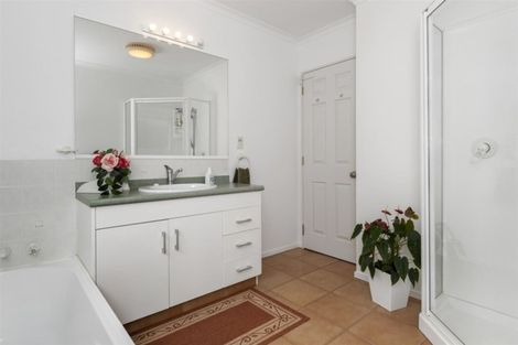 Photo of property in 18 Saint Andrews Drive, Bethlehem, Tauranga, 3110