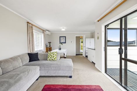 Photo of property in 129 Jamaica Drive, Grenada North, Wellington, 5028