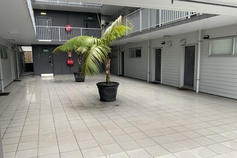 Photo of property in 1g/33 Mackelvie Street, Grey Lynn, Auckland, 1021